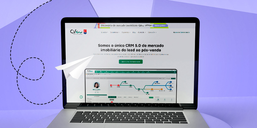 Melhor CRM: notebook com a página inicial do CV CRM aberta.